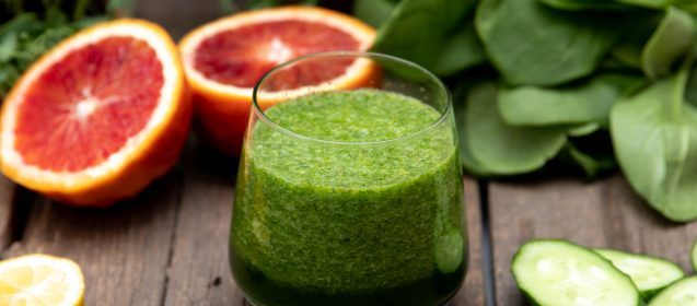 Spinach Avocado Smoothie with Grapefruit