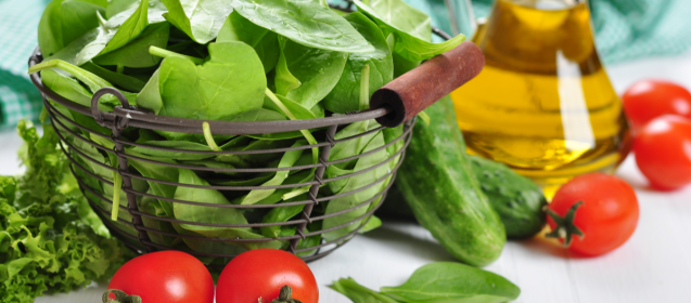 Tomato and Spinach Salad